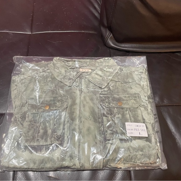 🆕 POL - Distressed Denim - Safari - Utility Jacket - Pale Sage - 100% COTTON - Picture 9 of 10